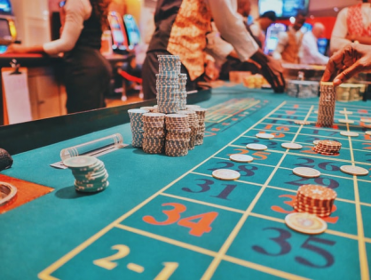 OFICIAL Operatorii de jocuri de noroc vor plati taxe mai mari la stat. Bonus: apare taxa de publicitate!